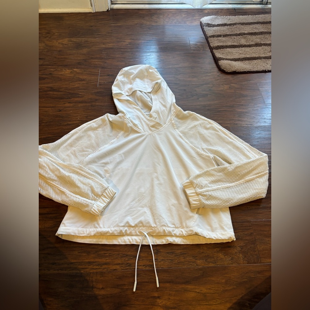 Lululemon Catch A Breeze Pullover White Size 10 - Picture 2 of 4